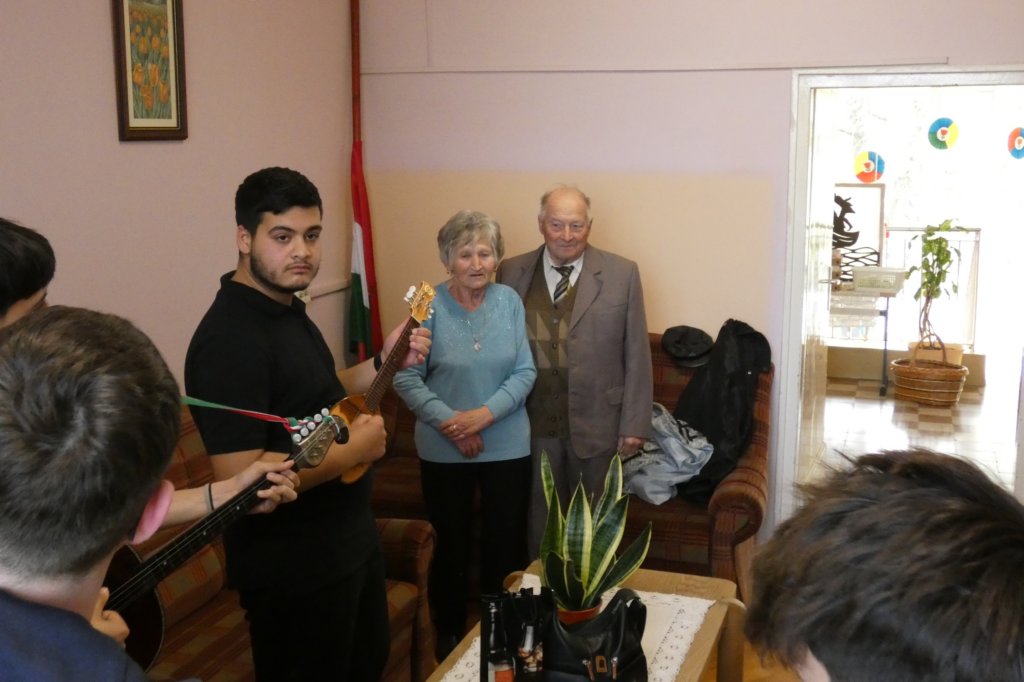 photo3.jpg